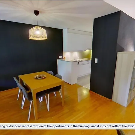 Chic 3-bedroom Near Center Zúrich