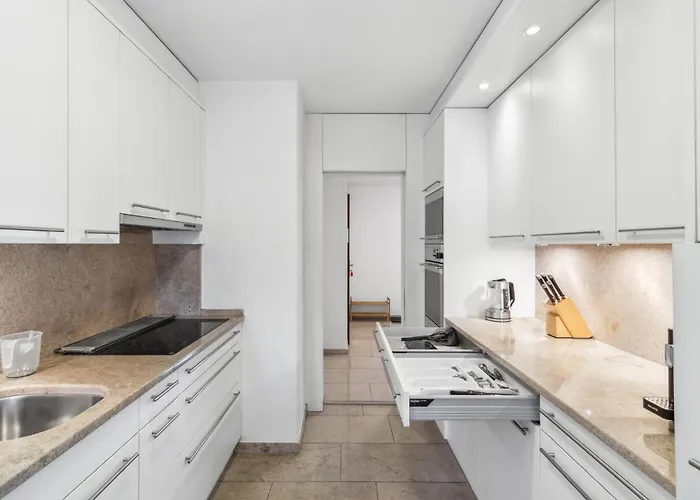 Apartman Chic Near Center